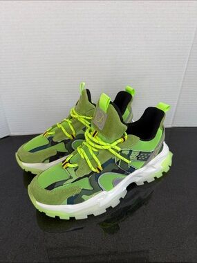 Javi Embrace Men's Chunky Sneakers Camo Green Black Size 9 SUPER CLEAN